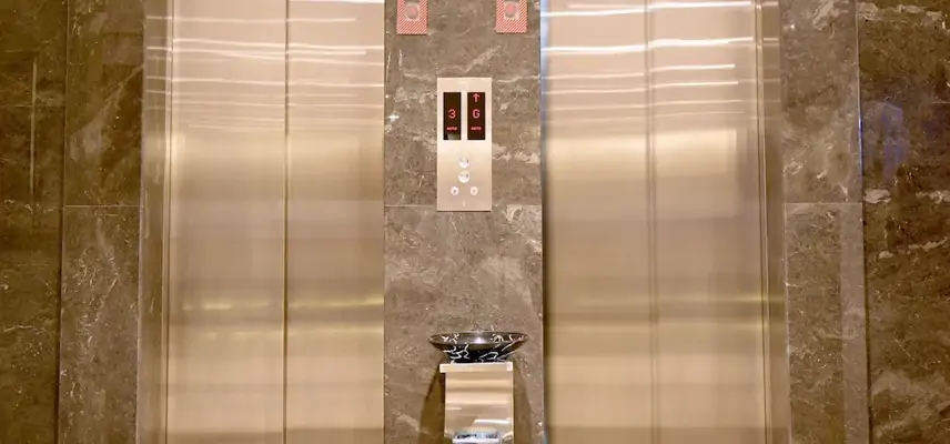 Sela Hotel image